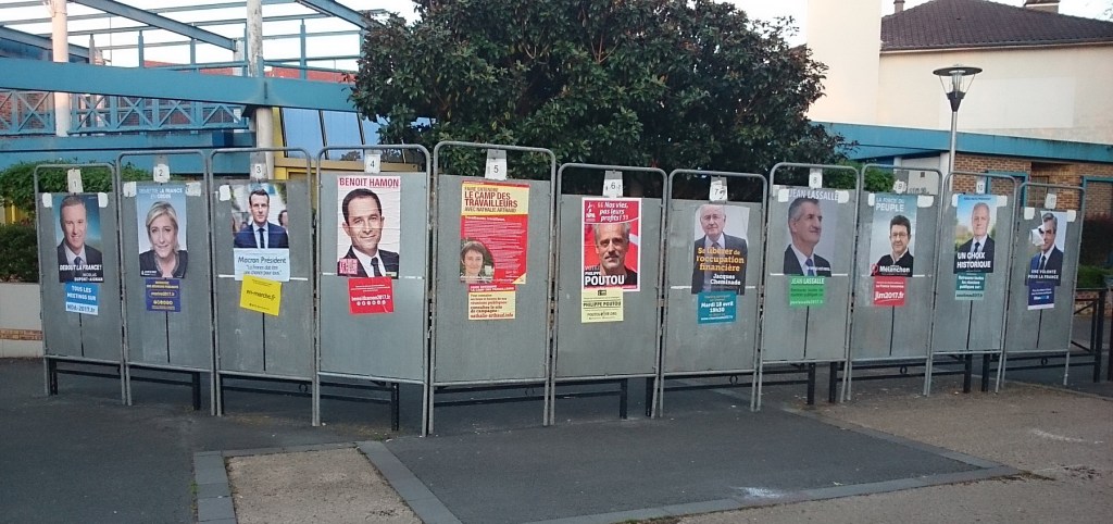Sur les affiches des 11 candidats à la présidentielle&nbsp;2017