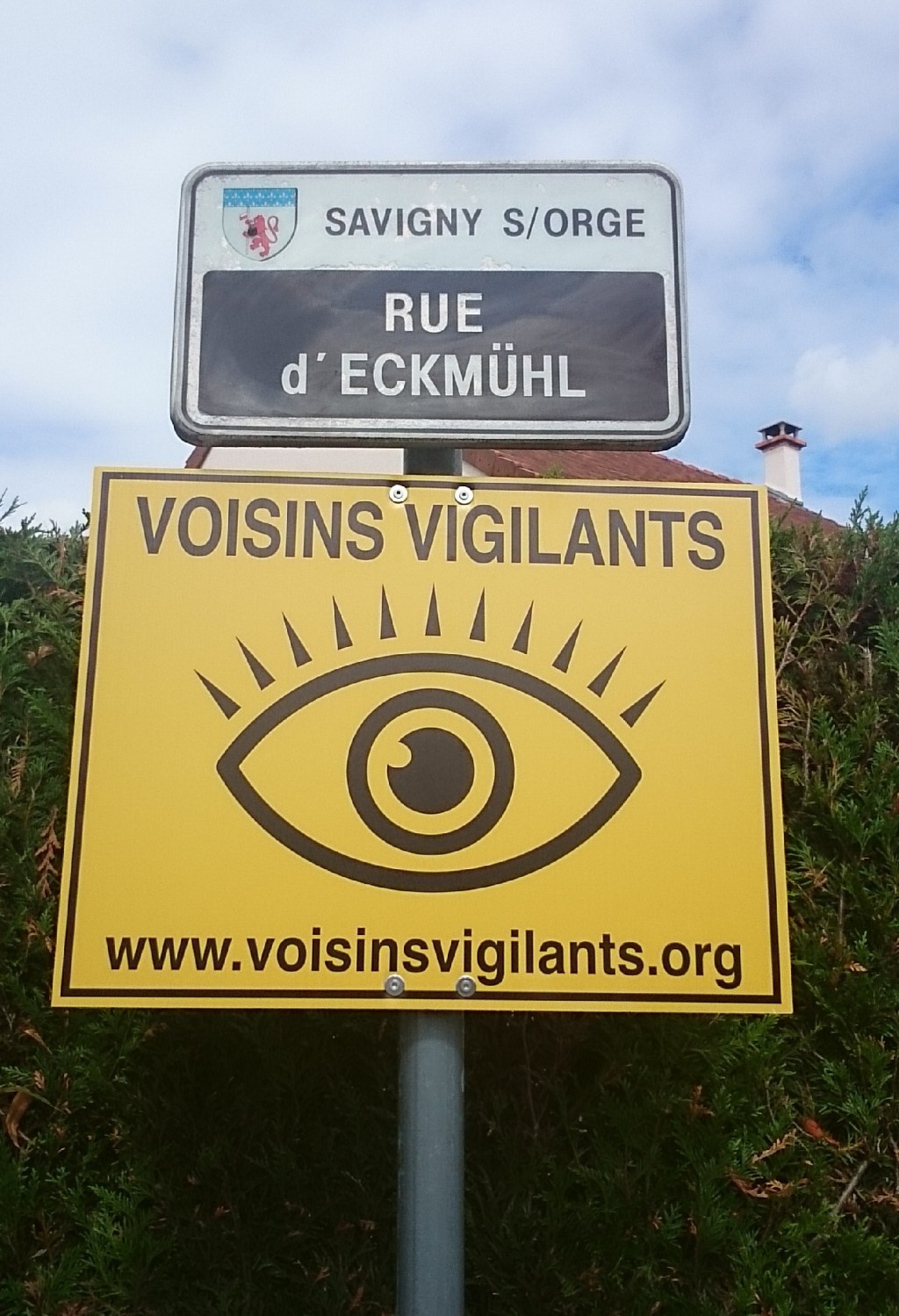 D&rsquo;une dérive des voisins vigilants&nbsp;?