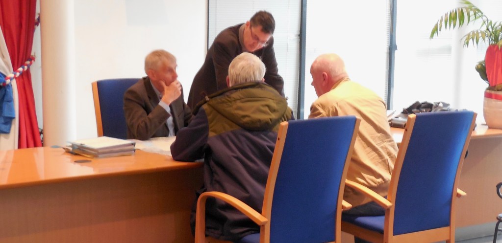 Climat de l&rsquo;enquête publique pour la modification du PLU de Savigny : libre réponse à Roland REYNOUARD, la voix de son&nbsp;maître