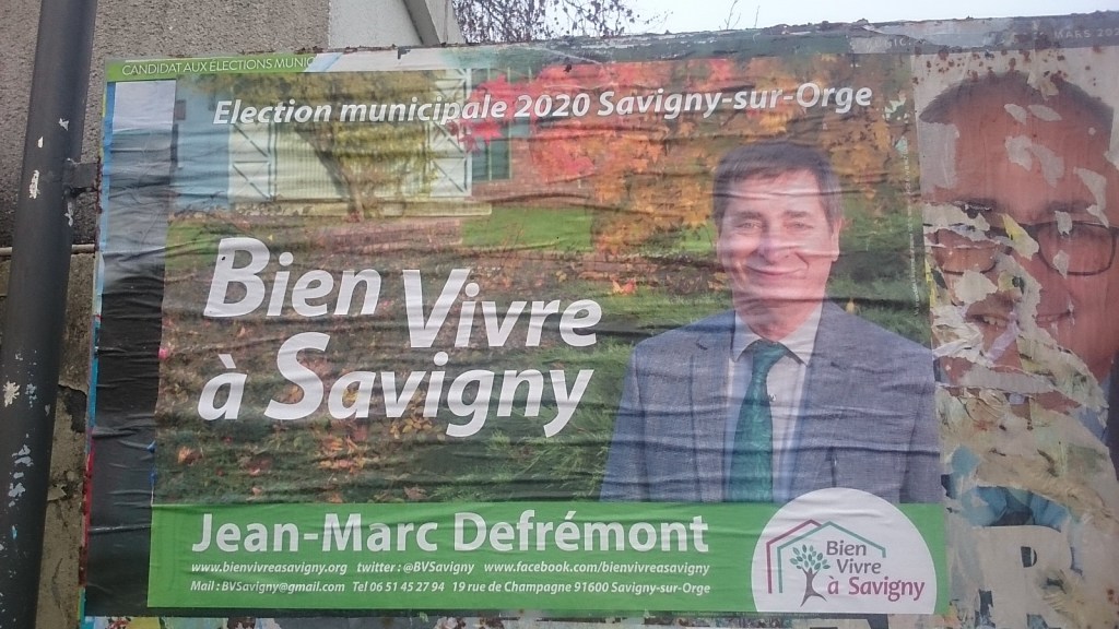 Pourquoi l&rsquo;affiche de Jean-Marc DEFRÉMONT (Bien vivre à Savigny) est assez ratée&nbsp;?