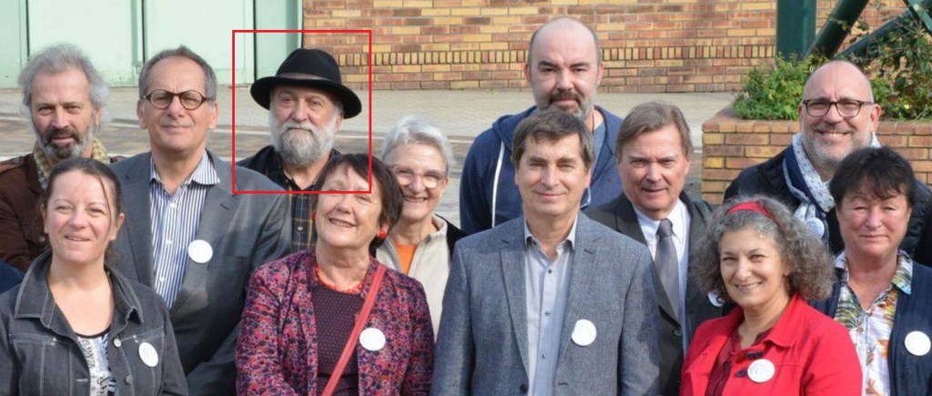 Municipales 2020 à Savigny-sur-Orge : ce colleur de Bien Vivre à Savigny décolle et arrache les affiches des autres&nbsp;!