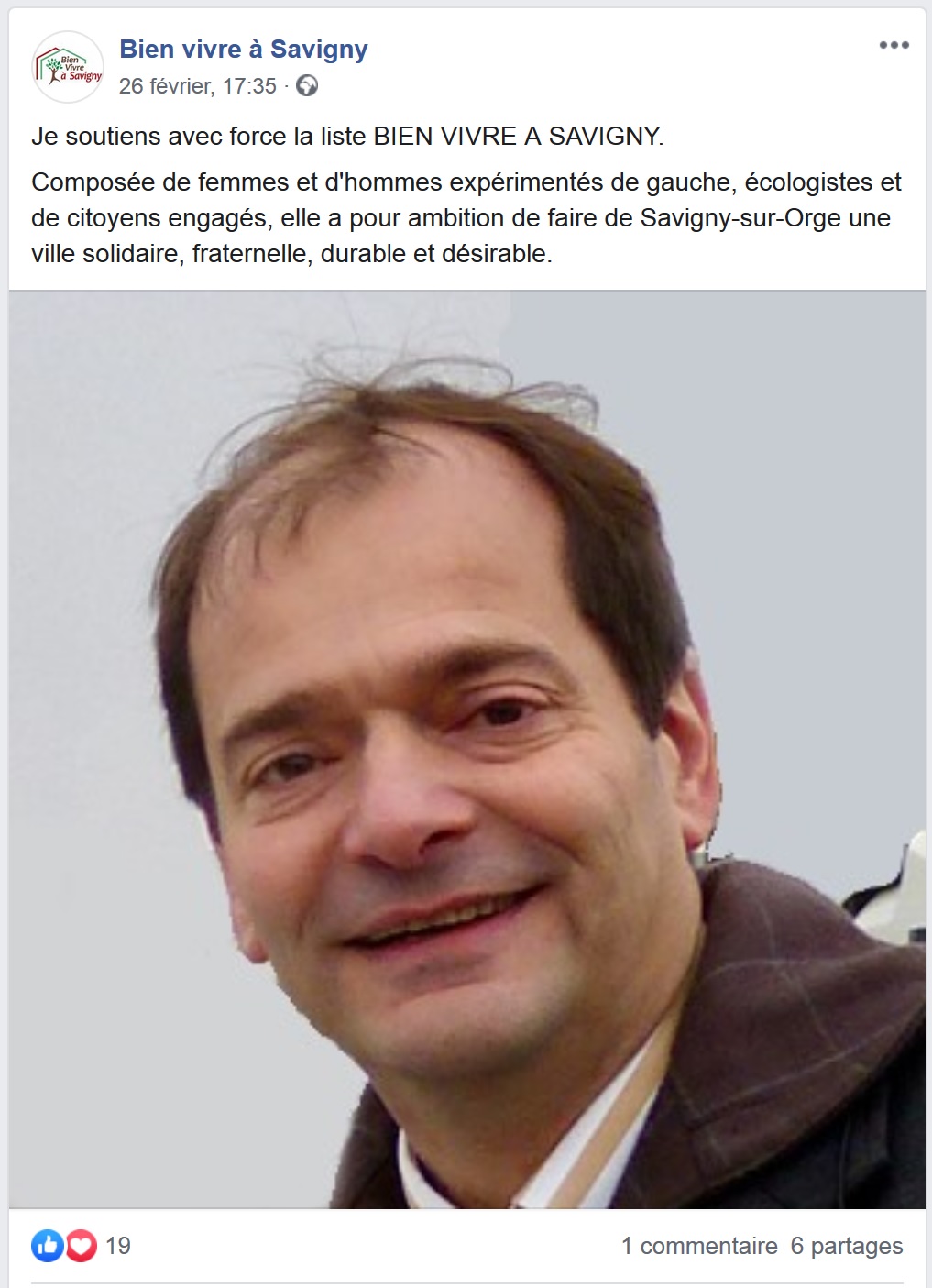 Mais qui est ce bel homme qui soutient avec force la liste Bien Vivre à Savigny&nbsp;?
