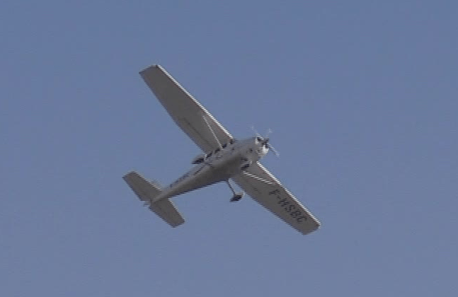 Ceux qui profitent de la crise du Covid-19 comme les pilotes d&rsquo;avions attachés à l&rsquo;aérodrome de Toussus-le-Noble qui survolent&nbsp;Savigny…