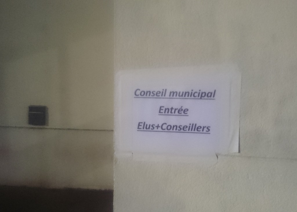 Petite victoire que je m&rsquo;auto-attribue avec la réouverture au public des séances du Conseil municipal de Savigny-sur-Orge !