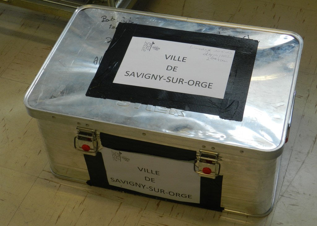 Avis aux habitants de Savigny-sur-Orge : Olivier VAGNEUX dispose des noms et des signatures des électeurs de la présidentielle&nbsp;2022