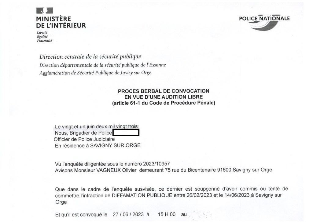 Tellement drôle ! Julie PLAZA qui porte plainte contre moi, pour diffamation publique, parce qu&rsquo;elle a constaté que j&rsquo;avais écrit un article sur elle, que je n&rsquo;avais alors pas encore écrit&nbsp;!