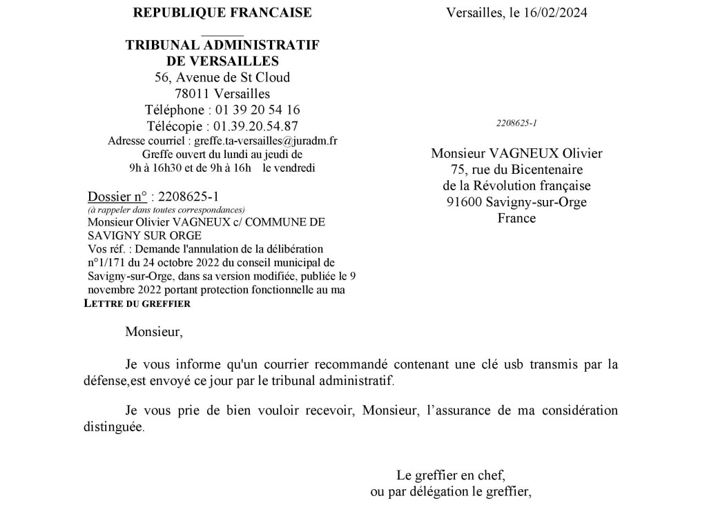 Meilleures pensées au voleur de clé USB qui se retrouve avec une vidéo du conseil municipal de Savigny-sur-Orge !