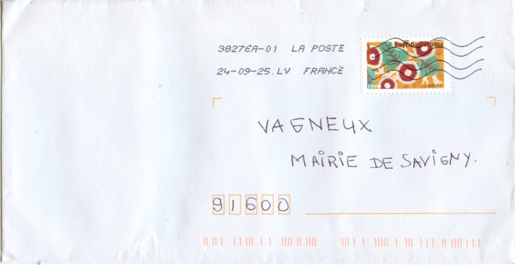 Mort de rire ! Qui, en 2025, envoie encore des lettres malveillantes avec un timbre&nbsp;?